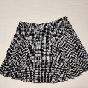 Zara skort girls' size 8 plaid school wear academia